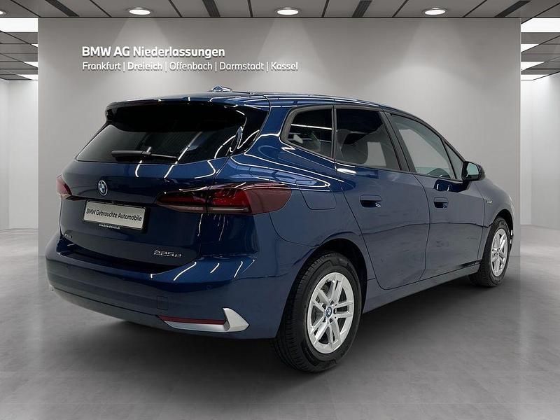 Gebraucht BMW 225 Active Tourer 136 PS (100 kW) 2022 Blau Van / Kleinbus