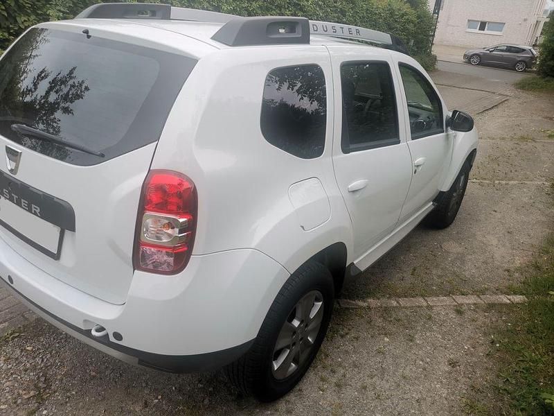 Gebraucht Dacia Duster Prestige 125 PS (91 kW) 2016 Weiß SUV