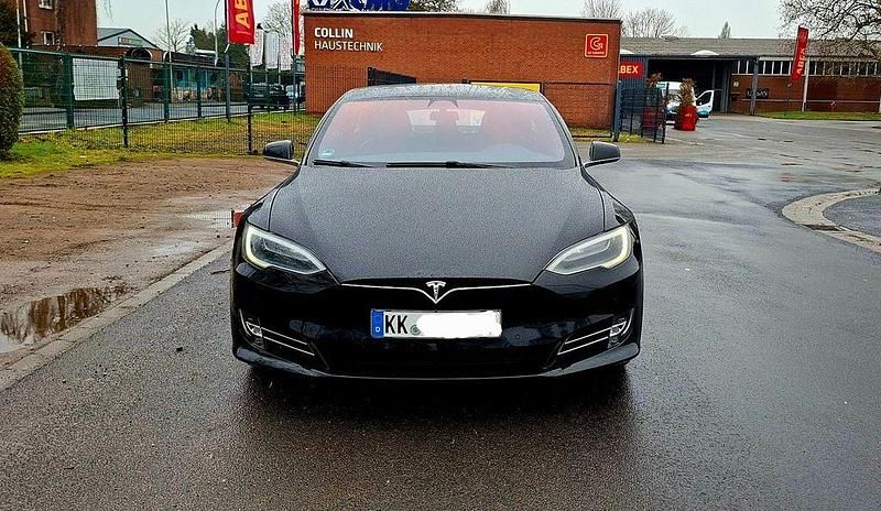 Gebraucht Tesla Model S 386 kW (525 PS) 2018 Schwarz Kleinwagen