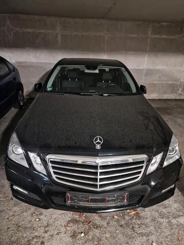 Gebraucht Mercedes E350 272 PS (200 kW) 2009 Schwarz Limousine