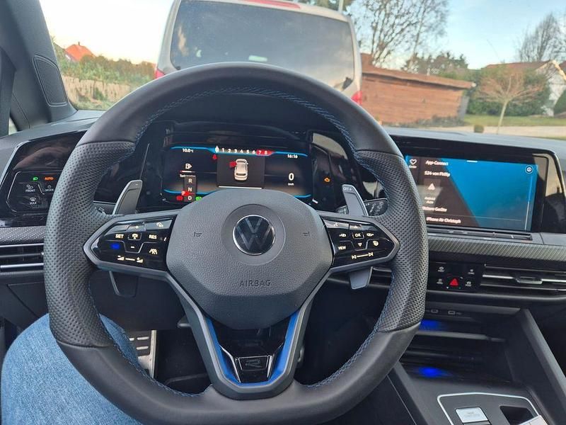 Gebraucht VW Golf VIII R 320 PS (235 kW) 2021 Blau Kombi