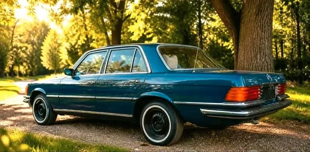 Gebraucht Mercedes S280 156 PS (114 kW) 1979 Blau Limousine