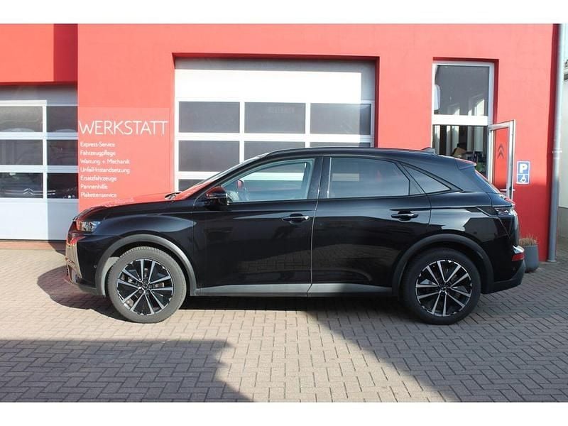 Gebraucht DS Automobiles DS7 Crossback Opera 131 PS (96 kW) 2024 Lackierung schwarz perla nera/ SUV