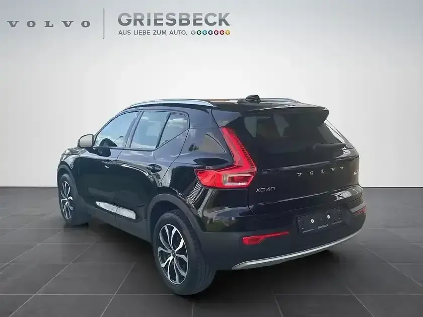 Gebraucht Volvo C40 190 PS (139 kW) 2020 Onyx black / metallic SUV