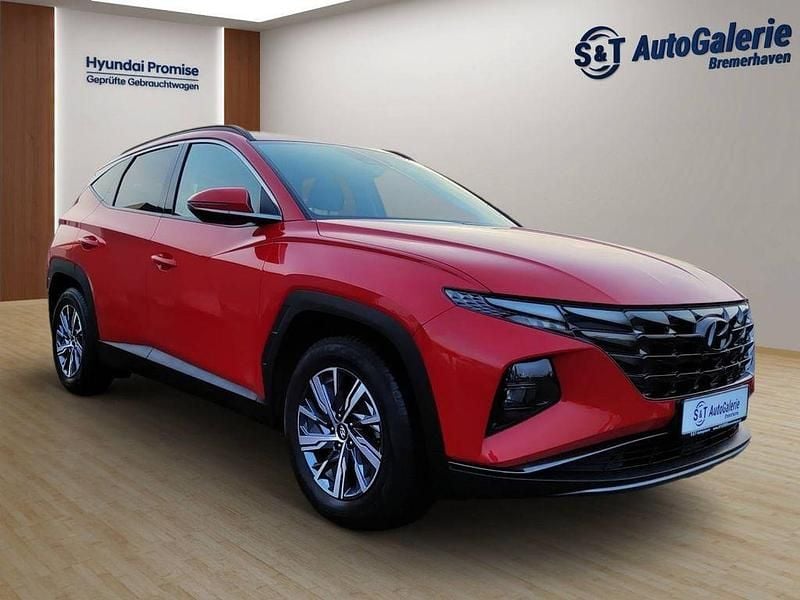 Gebraucht Hyundai Tucson Select 150 PS (110 kW) 2021 Rot SUV