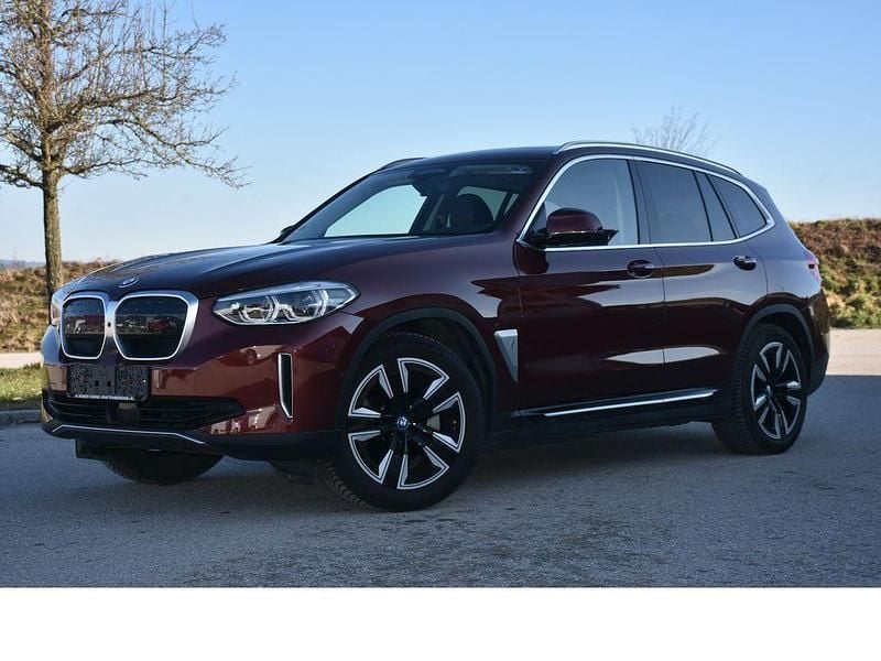 Gebraucht BMW iX3 Impressive 210 kW (286 PS) 2021 Rot SUV