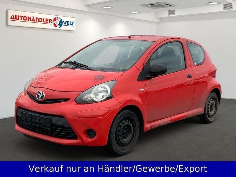 Rot Gebraucht 2012 Toyota Aygo Kleinwagen | 1.499 € (Superpreis) - Bild 1/3