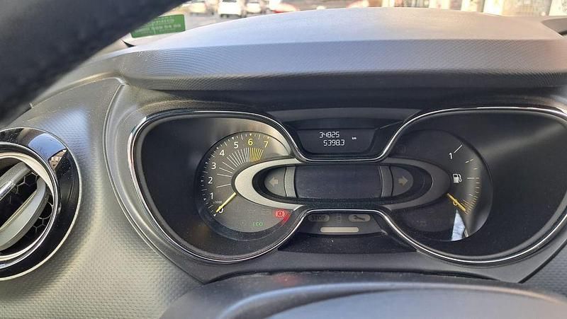 Gebraucht Renault Captur Experience 90 PS (66 kW) 2015 Schwarz SUV