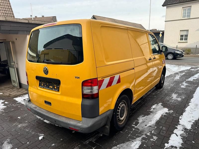 Gebraucht VW Transporter 105 PS (77 kW) 2010 Gelb Van