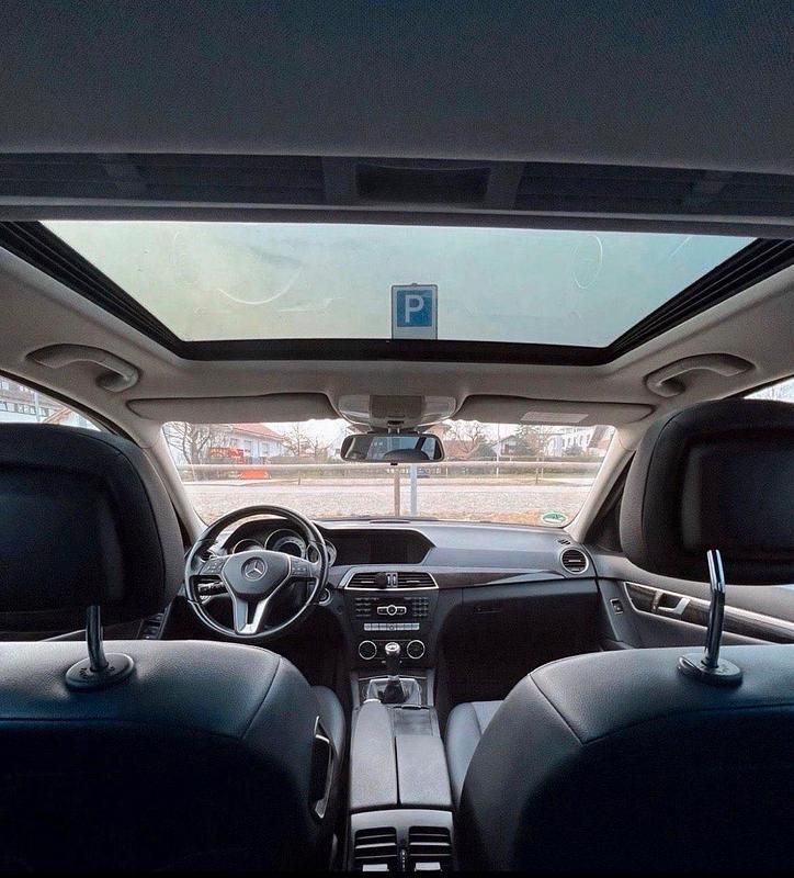 Gebraucht Mercedes C220 170 PS (125 kW) 2011 Weiß Kombi