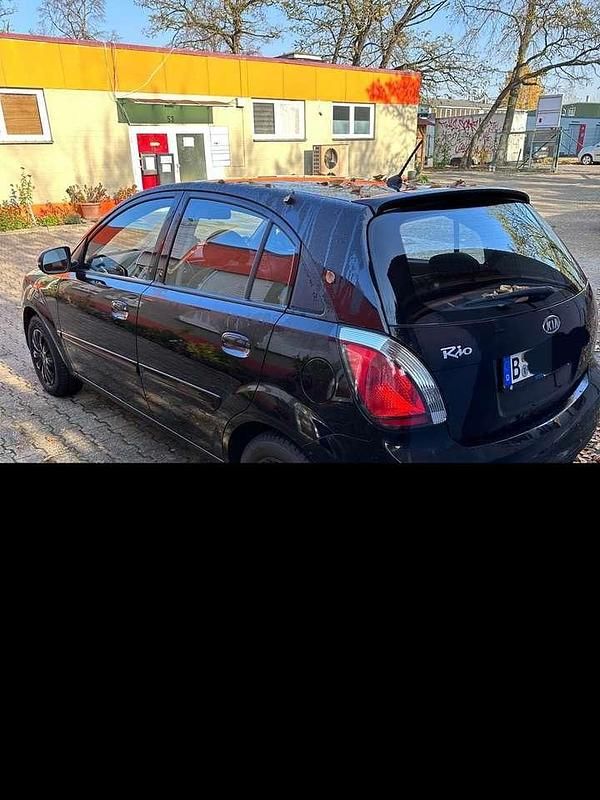 Gebraucht Kia Rio EX 97 PS (71 kW) 2009 Limousine
