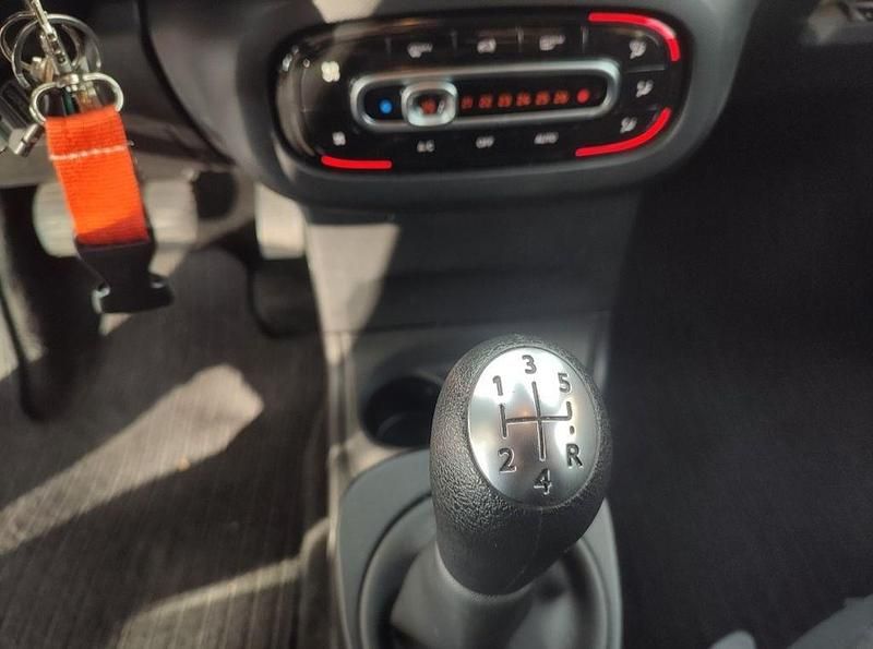 Second-hand Smart ForFour 71 CP (52 kW) 2019 Negru Hatchback