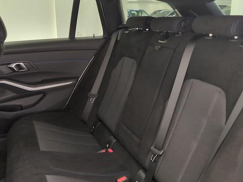 Gebraucht BMW 320 Comfort Edition 190 PS (139 kW) 2025 Weiß Kombi