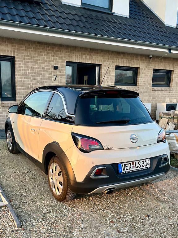 Gebraucht Opel Adam Rocks Rocks 101 PS (74 kW) 2019 Weiß Kleinwagen