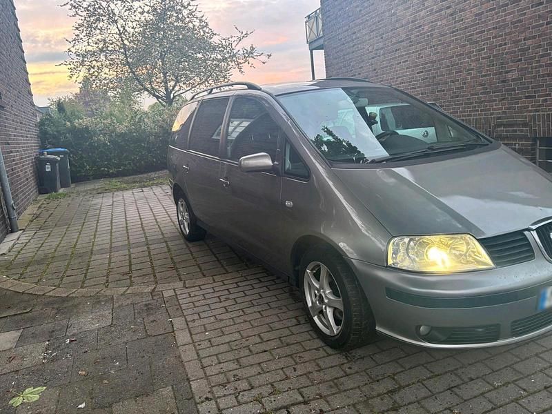Gebraucht Seat Alhambra 145 PS (106 kW) 2006 Silber Van / Kleinbus