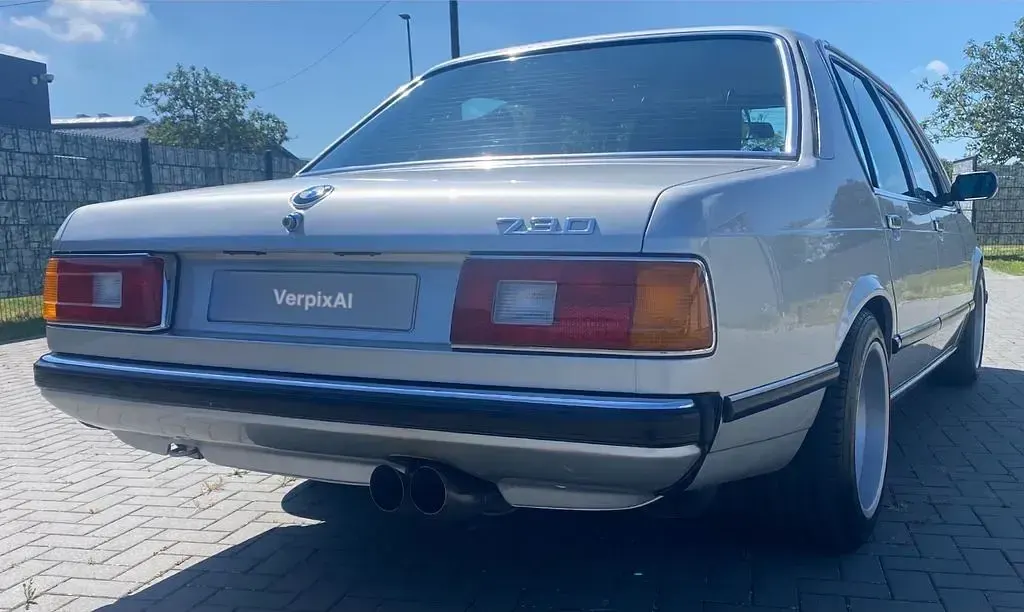 Gebraucht BMW 730 184 PS (135 kW) 1979 Grau Limousine