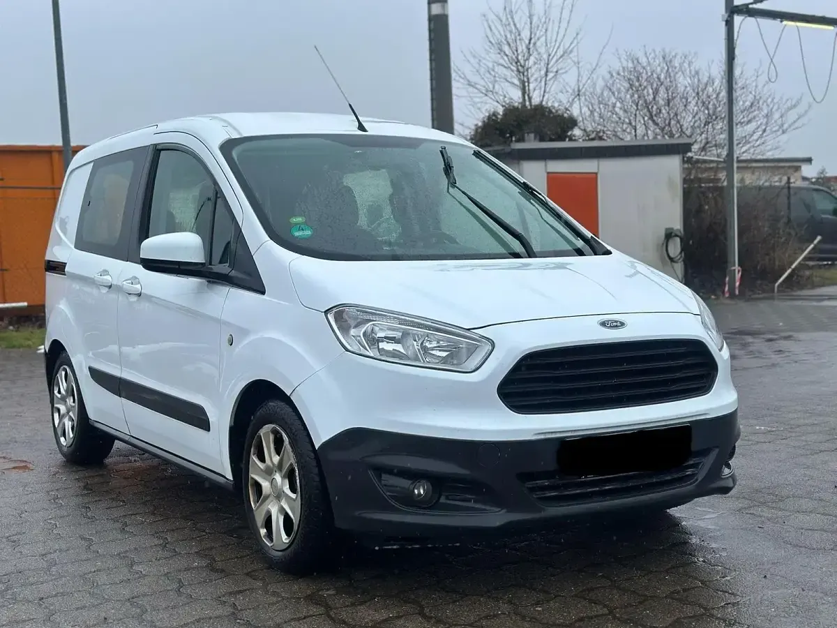 Second-hand Ford Transit 101 CP (74 kW) 2017 Alb Monovolum