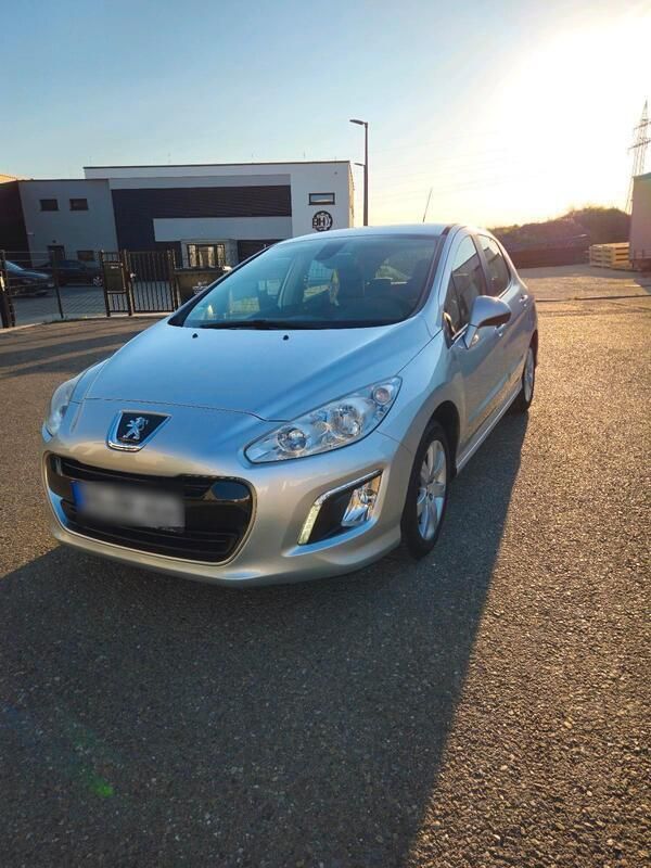 Gebraucht 2012 Peugeot 308 Limousine | 1.600 € (Guter Preis) - Bild 1/4