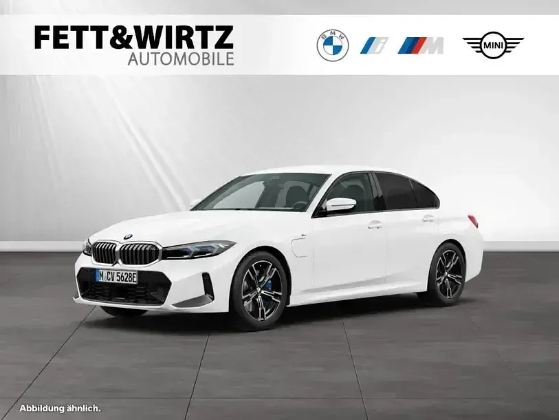 Gebraucht BMW 330e M Sport 292 PS (214 kW) 2025 Limousine