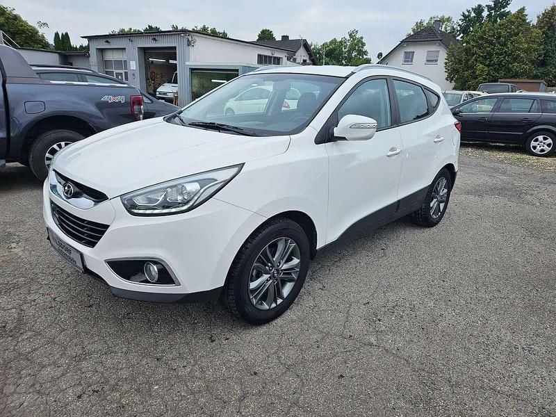 Creamy white / sol Gebraucht 2015 Hyundai ix35 Edition SUV | 10.990 € (Fairer Preis) - Bild 1/4