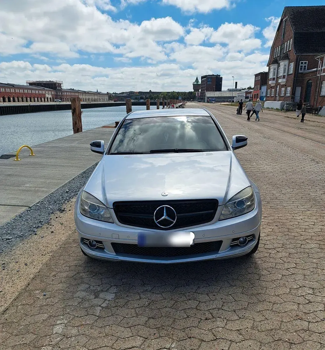 Gebraucht Mercedes 230 204 PS (150 kW) 2007 Silber Limousine