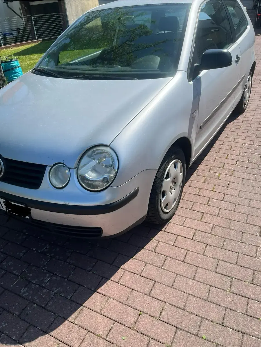 Gebraucht VW Polo 64 PS (47 kW) 2002 Silber Kleinwagen