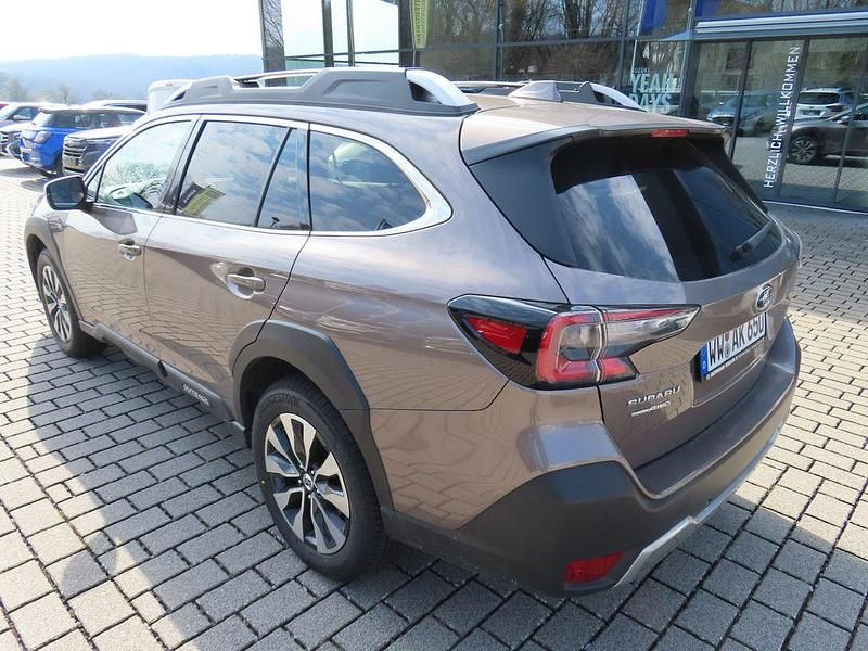 Gebraucht Subaru Outback Platinum 169 PS (124 kW) 2025 Grün SUV