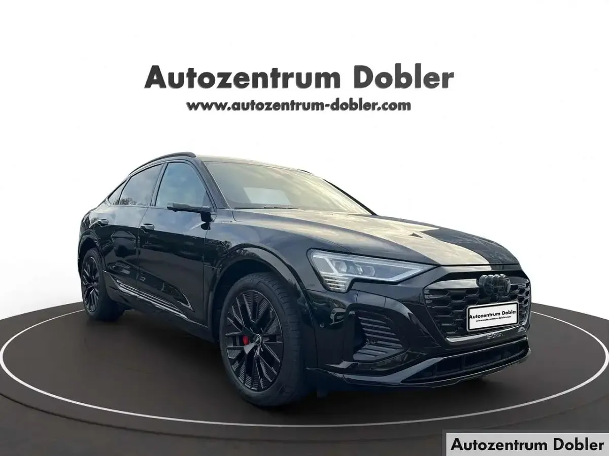 Gebraucht Audi Q8 Sportback e-tron S-Line 300 kW (408 PS) 2023 Mythosschwarz SUV