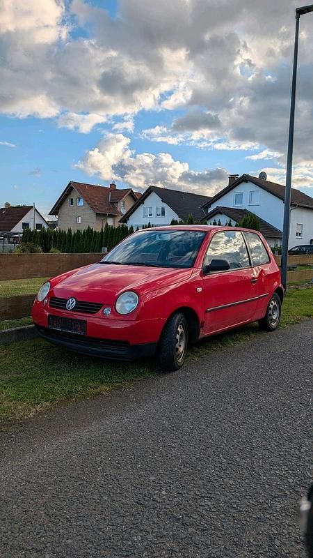 Rot Gebraucht 2000 VW Lupo Kleinwagen | 550 € (Superpreis) - Bild 1/4
