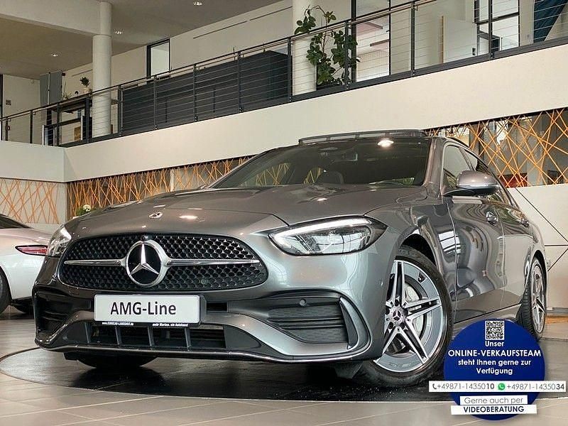Grau Gebraucht 2021 Mercedes C300 AMG line Limousine | 39.980 € (Teuer) - Bild 1/3