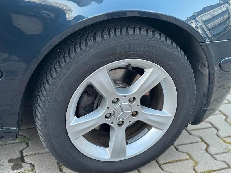 Gebraucht Mercedes C180 143 PS (105 kW) 2003 Blau Limousine