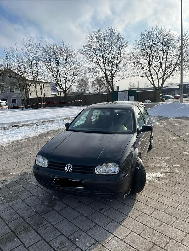 Gebraucht VW Golf IV 101 PS (74 kW) 2002 Schwarz Kleinwagen