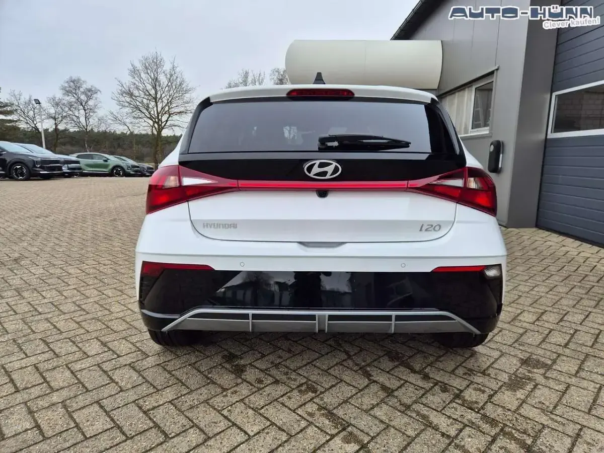 Neu Hyundai i20 Trend 90 PS (66 kW) 2026 Atlas white Kleinwagen