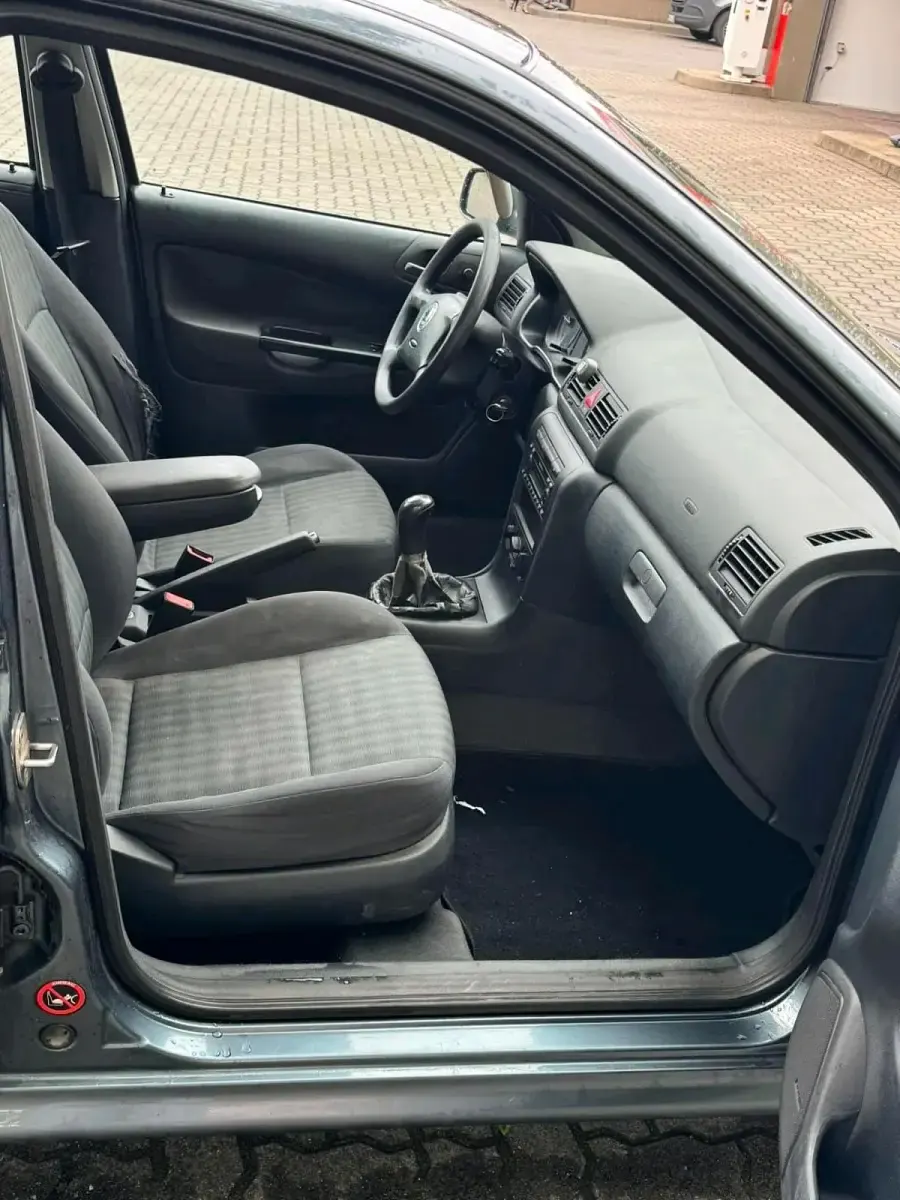 Gebraucht Skoda Octavia 101 PS (74 kW) 2004 Grau Kombi