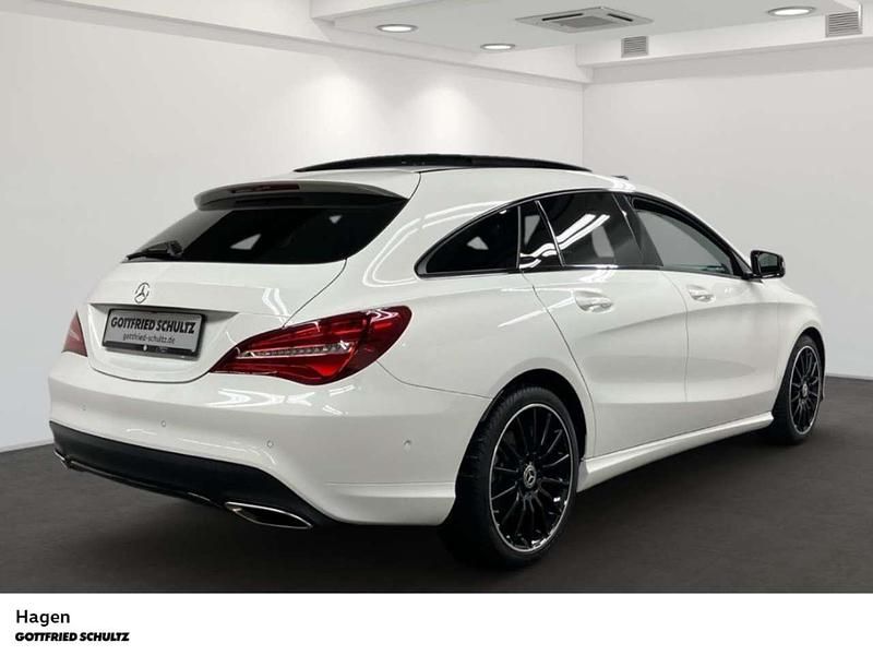 Gebraucht Mercedes CLA180 Urban 122 PS (89 kW) 2018 Polarweiss  unilack Limousine