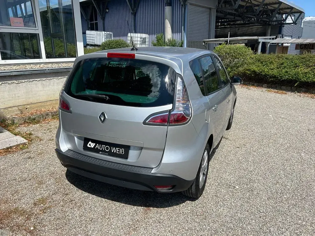 Gebraucht Renault Scénic III LIMITED 110 PS (80 kW) 2016 Silber SUV