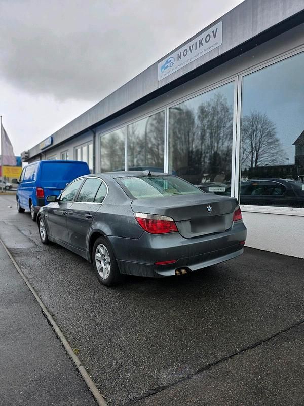 Gebraucht BMW 530 218 PS (160 kW) 2003 Limousine