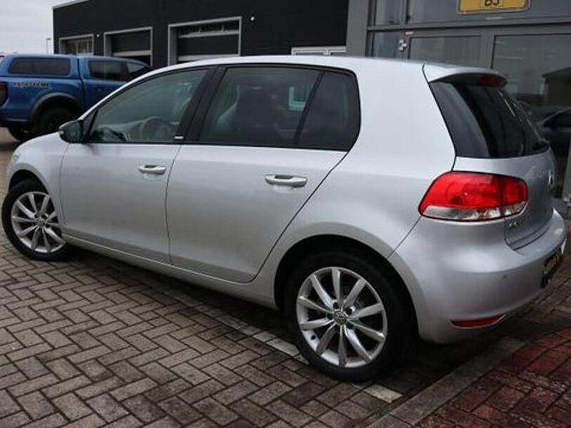 Gebraucht VW Golf VI Style 86 PS (63 kW) 2011 Silber Kleinwagen
