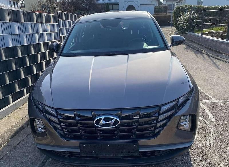 Gebraucht Hyundai Tucson 150 PS (110 kW) 2022 Silky bronce metallic SUV