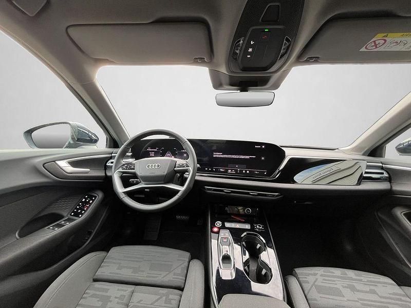 Gebraucht Audi A5 Ambiente 150 PS (110 kW) 2025 Firmamentblau metallic (metallic) Kombi