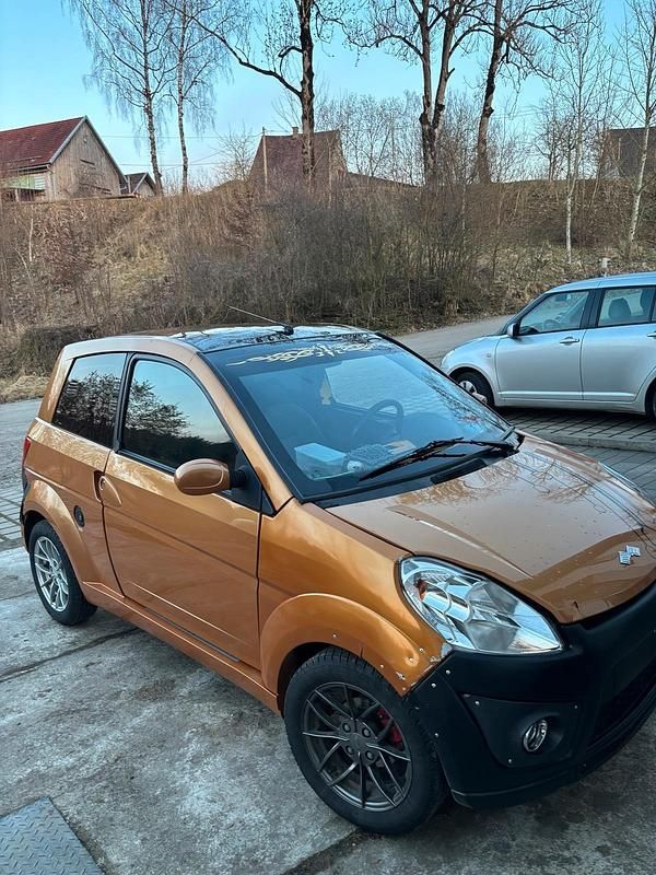 Second-hand Ligier IXO 2011 Portocaliu Hatchback