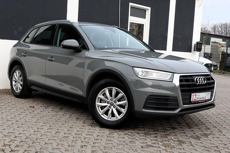 Gebraucht Audi Q5 Basis 163 PS (119 kW) 2020 Grau SUV