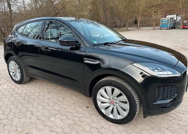 Gebraucht Jaguar E-Pace 150 PS (110 kW) 2019 Schwarz SUV