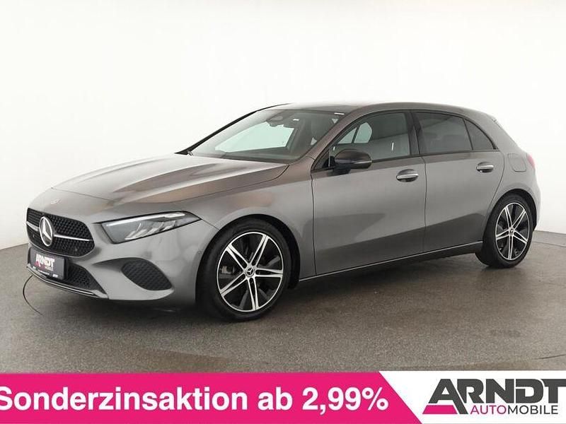 Gebraucht Mercedes A250 Progressive 238 PS (175 kW) 2024 Mountaingrau Limousine