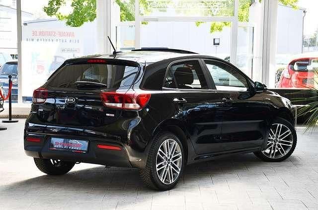 Gebraucht Kia Rio Platinum 120 PS (88 kW) 2017 Schwarz Kleinwagen