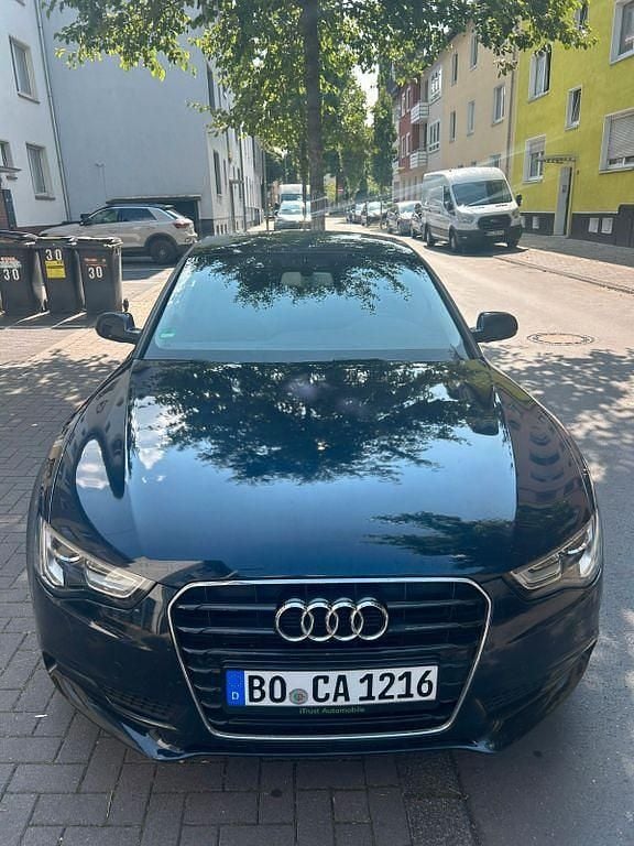 Schwarz Gebraucht 2016 Audi A5 Sportback Comfort Limousine | 14.499 € (Superpreis) - Bild 1/4