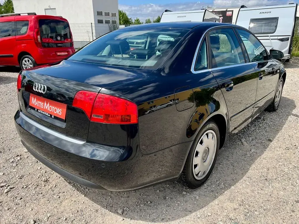 Gebraucht Audi A4 102 PS (75 kW) 2004 Schwarz Limousine
