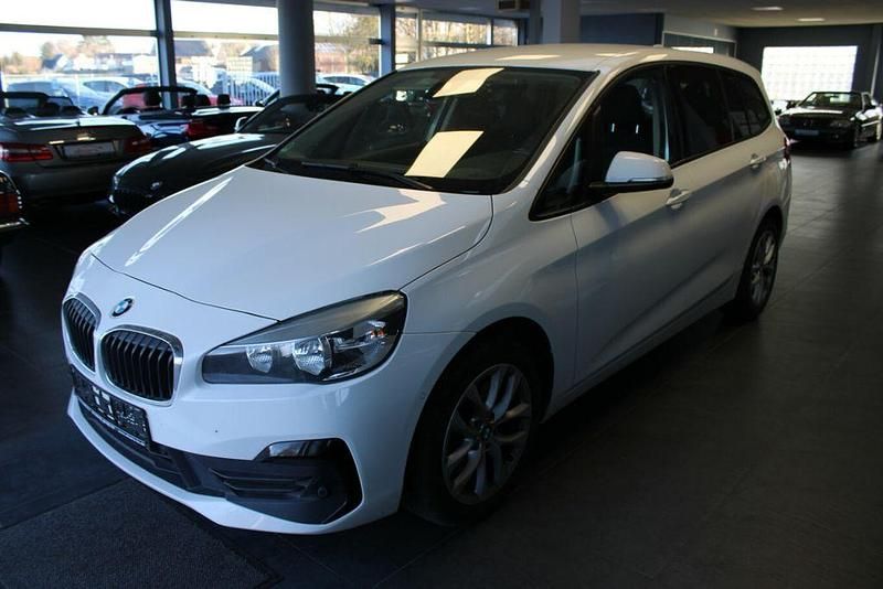 Gebraucht BMW 218 Advantage 150 PS (110 kW) 2020 Weiß Kombi