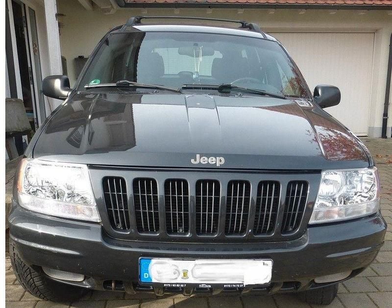 Grau Gebraucht 2000 Jeep Grand Cherokee Limited SUV | 8.350 € (Teuer) - Bild 1/4