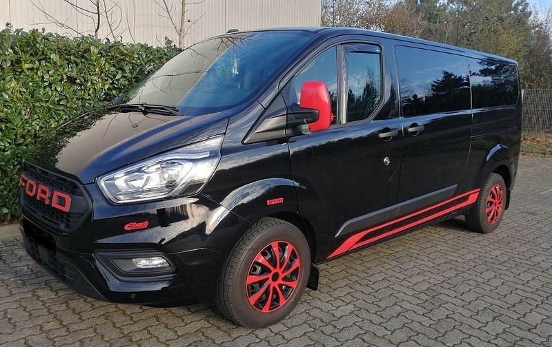 Schwarz Gebraucht 2023 Ford Transit Van / Kleinbus | 29.500 € (Fairer Preis) - Bild 1/4